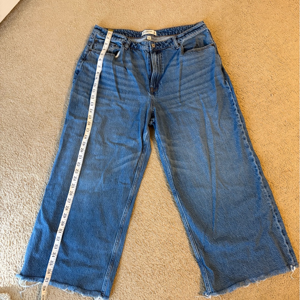Abercrombie & Fitch Curve Love High Rise Wide Leg Jeans Size 16 (33) Raw Hem - Picture 4 of 8